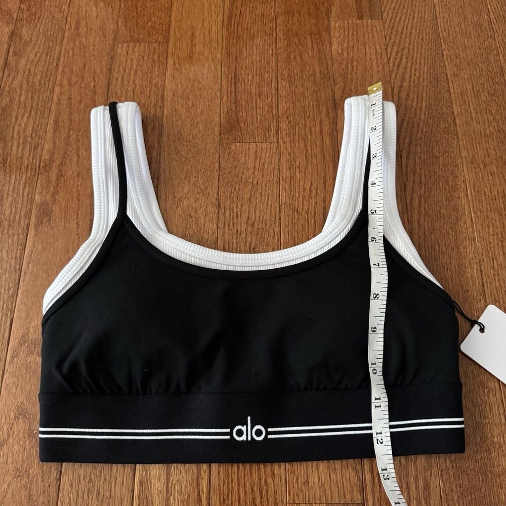Alo Yoga Airbrush Better Together Bra Women’s Small Black White Padded Layer NWT - Picture 8 of 11